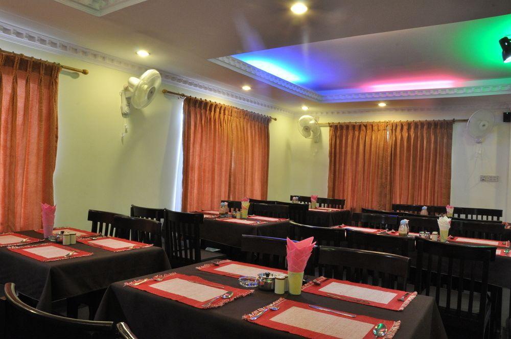 Hotel Lake Star Pokhara Dış mekan fotoğraf