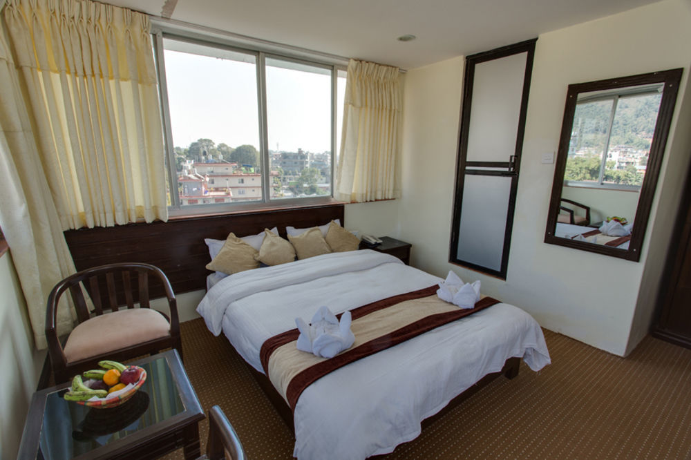Hotel Lake Star Pokhara Dış mekan fotoğraf