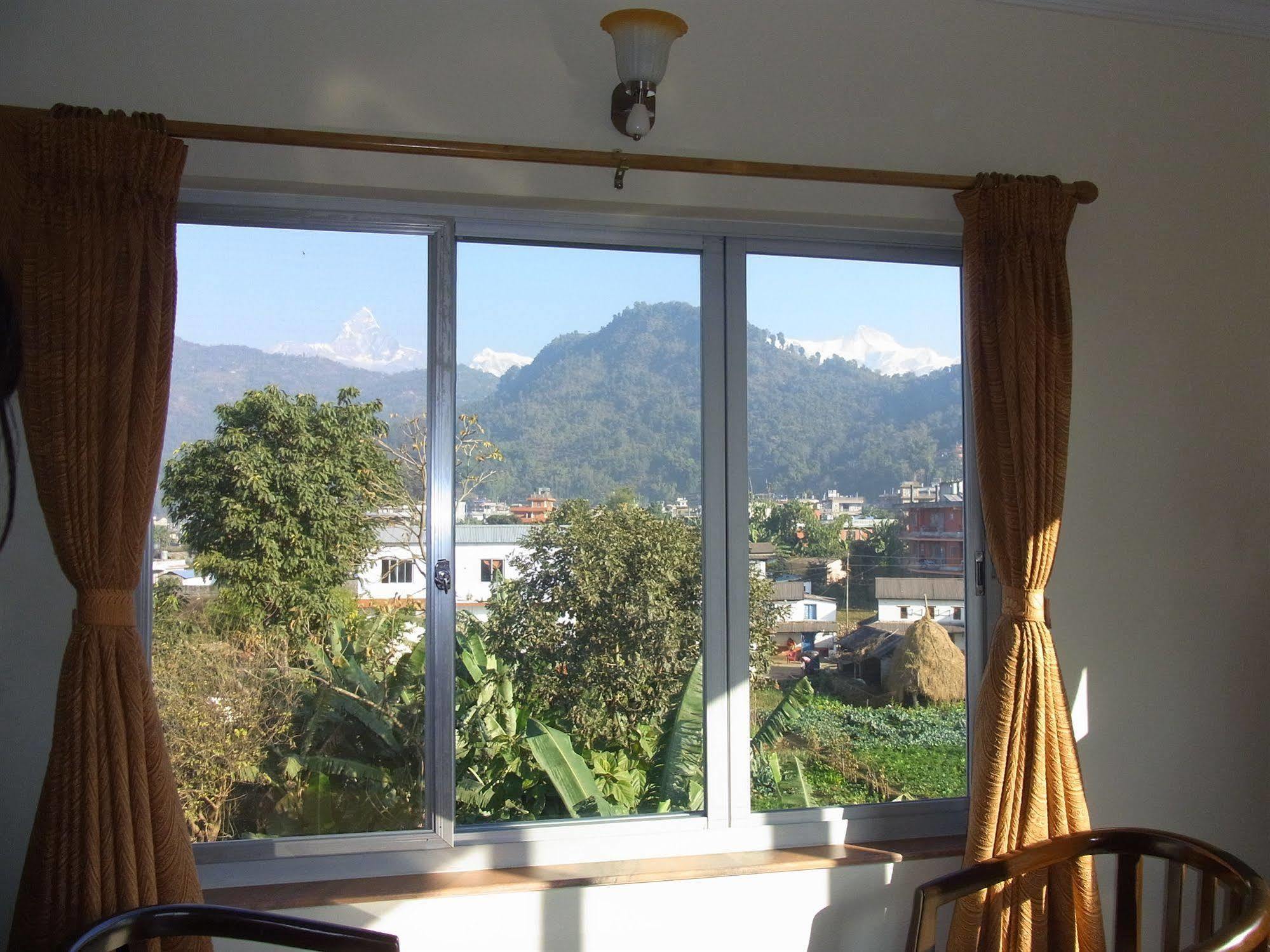 Hotel Lake Star Pokhara Dış mekan fotoğraf