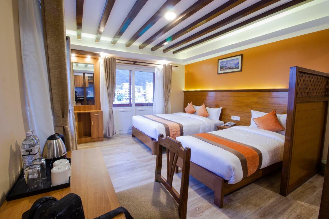 Hotel Lake Star Pokhara Dış mekan fotoğraf