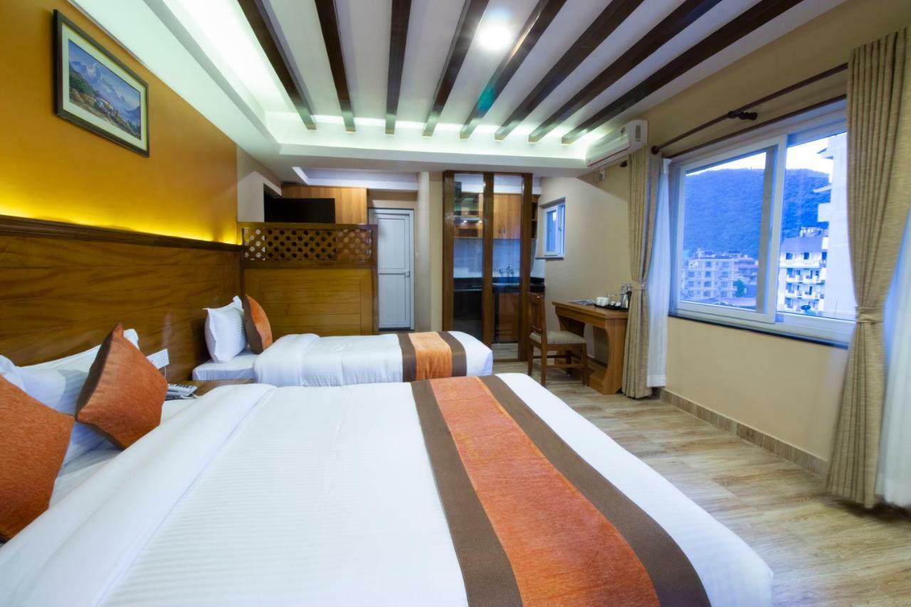 Hotel Lake Star Pokhara Dış mekan fotoğraf