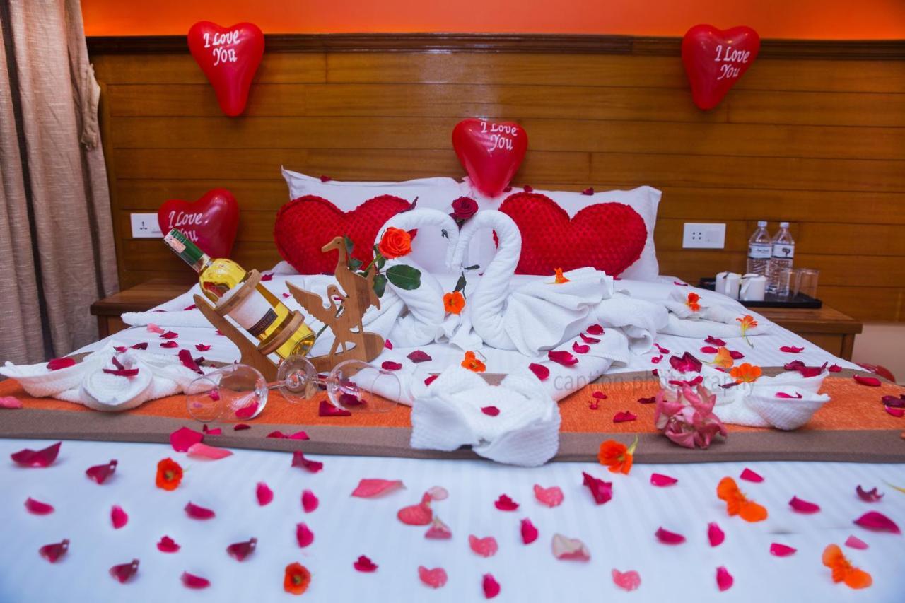 Hotel Lake Star Pokhara Dış mekan fotoğraf