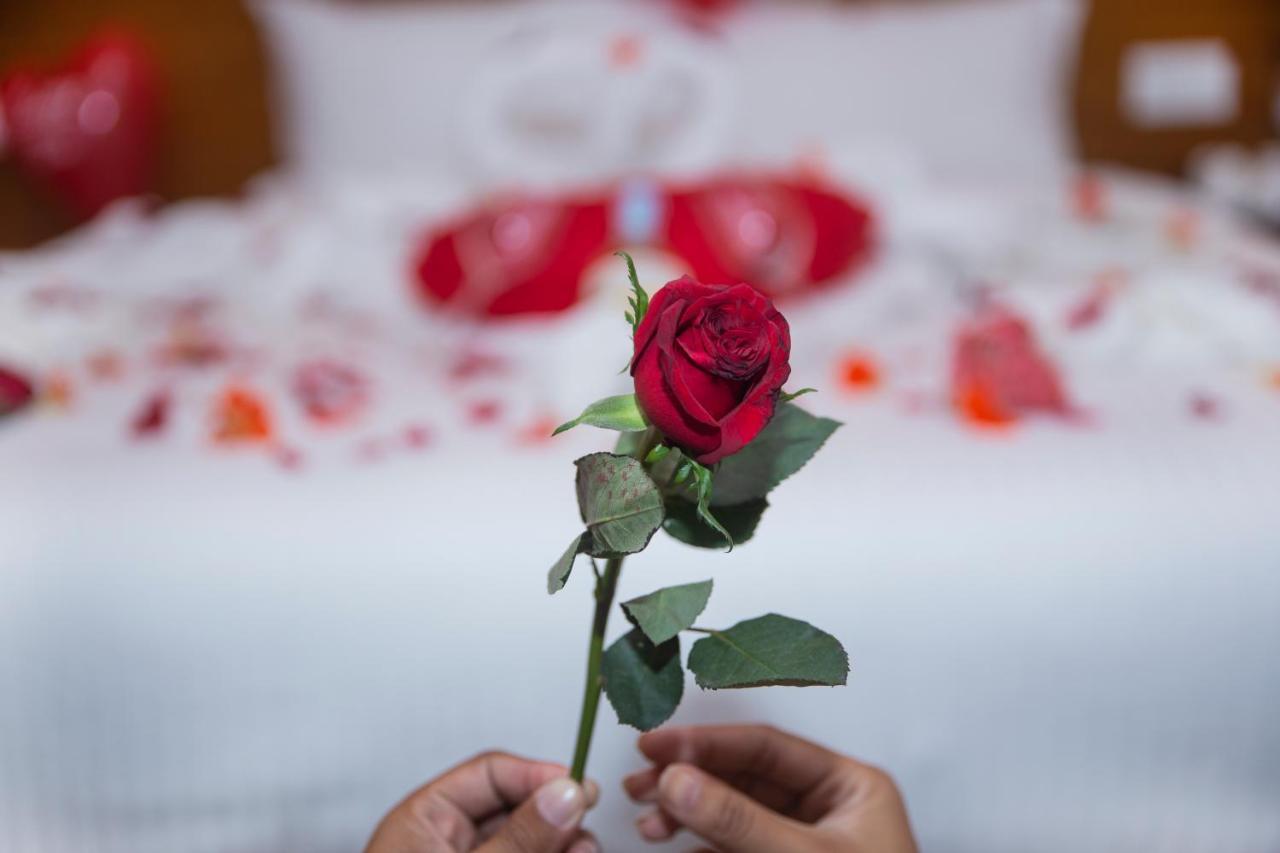 Hotel Lake Star Pokhara Dış mekan fotoğraf